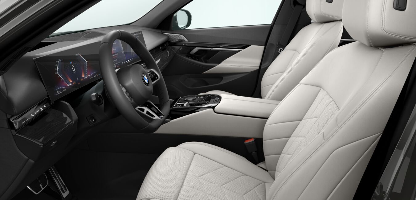 BMW BMW 5er im Innenraum seitlich BMW BMW 5er im Innenraum seitlich