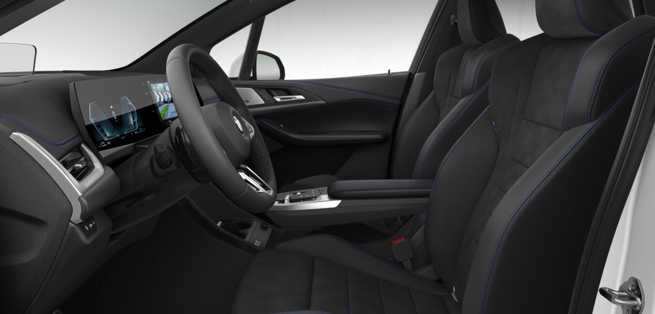 BMW BMW 2er im Innenraum seitlich BMW BMW 2er im Innenraum seitlich