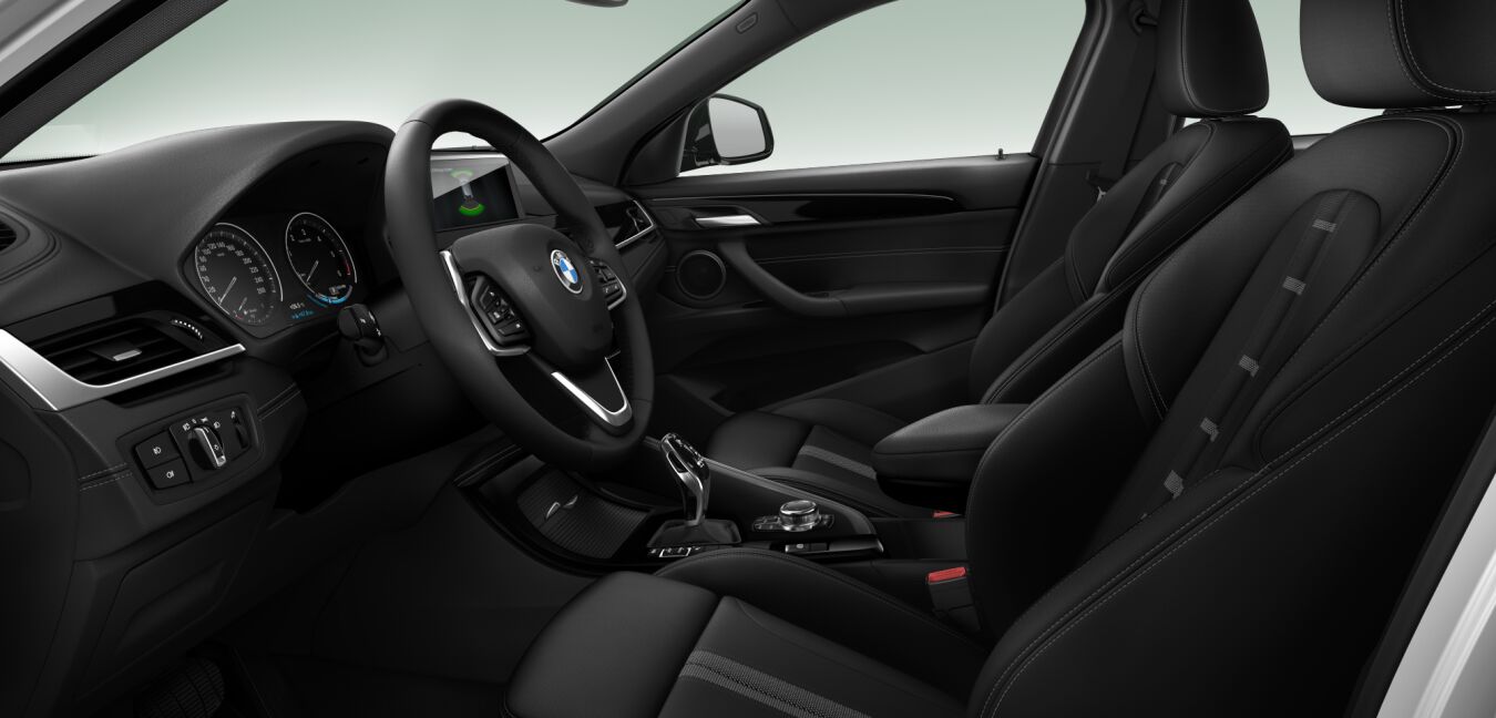 BMW BMW X im Innenraum seitlich BMW BMW X im Innenraum seitlich