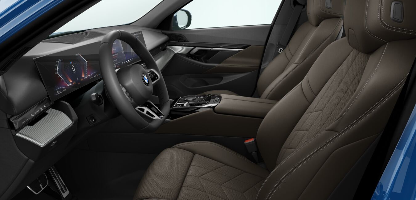 BMW BMW 5er im Innenraum seitlich BMW BMW 5er im Innenraum seitlich