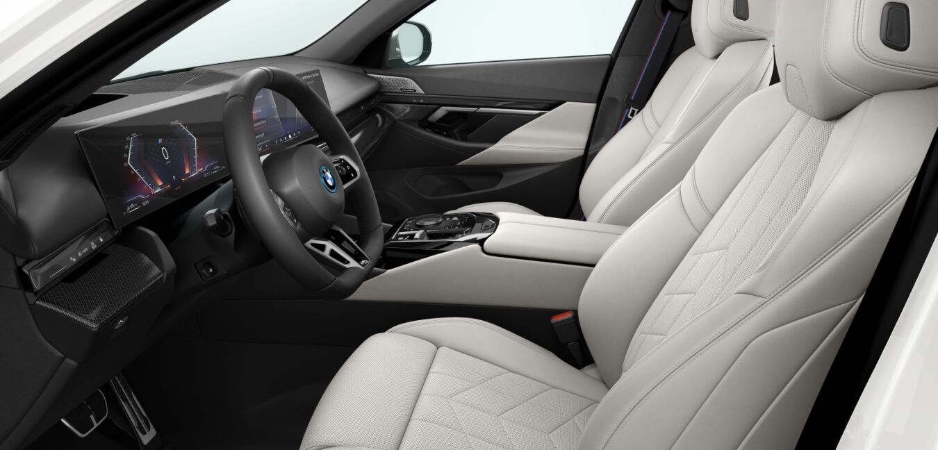 BMW BMW 5er im Innenraum seitlich BMW BMW 5er im Innenraum seitlich
