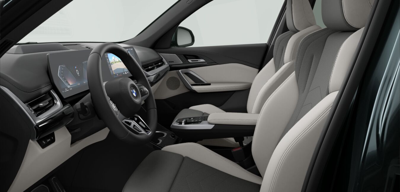BMW BMW X im Innenraum seitlich