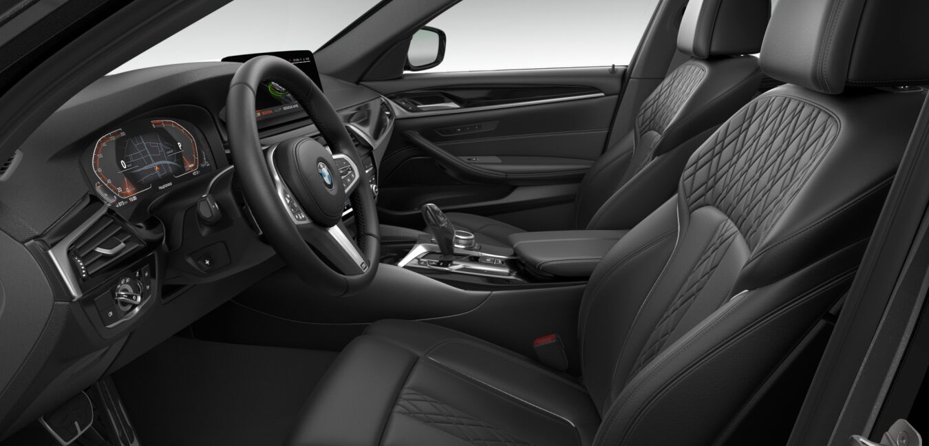 BMW BMW 5er im Innenraum seitlich BMW BMW 5er im Innenraum seitlich