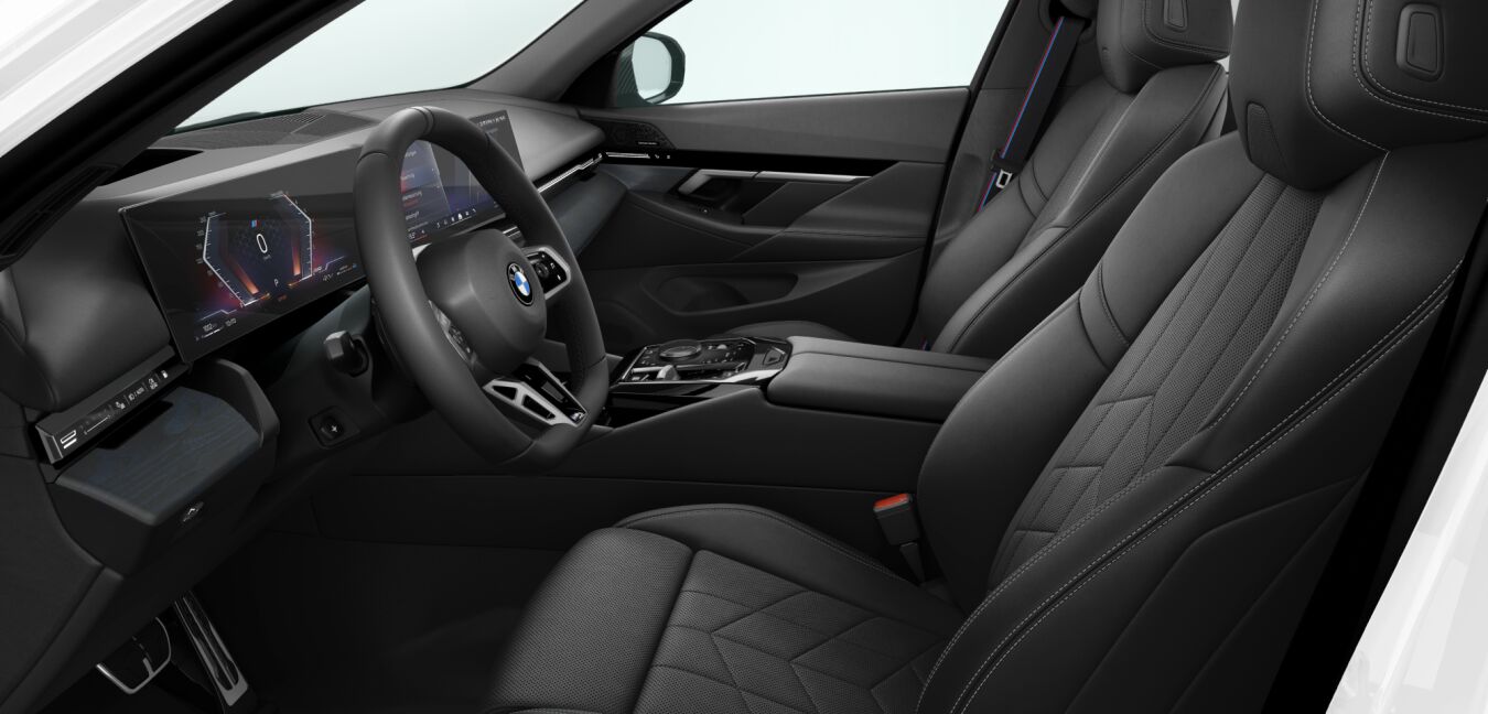 BMW BMW 5er im Innenraum seitlich BMW BMW 5er im Innenraum seitlich