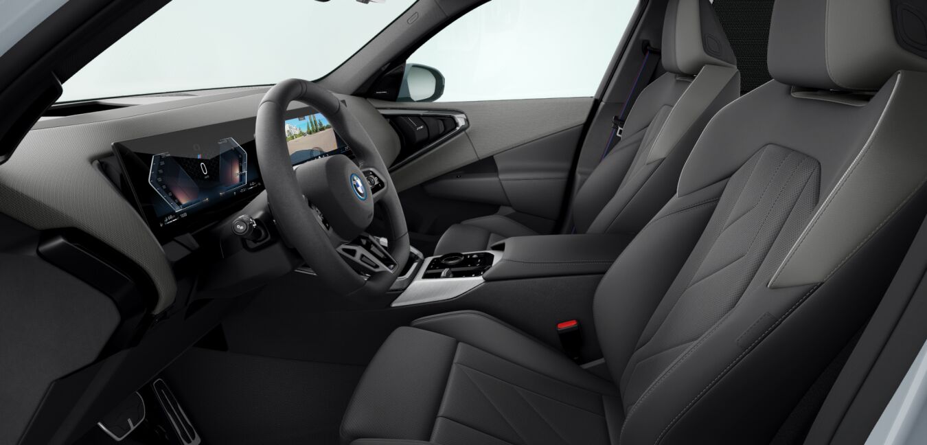 BMW BMW X im Innenraum seitlich