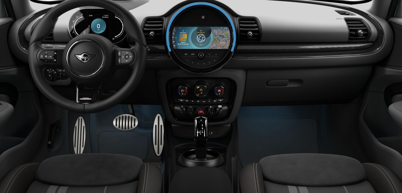 MINI MINI Clubman im Innenraum von vorne MINI MINI Clubman im Innenraum von vorne