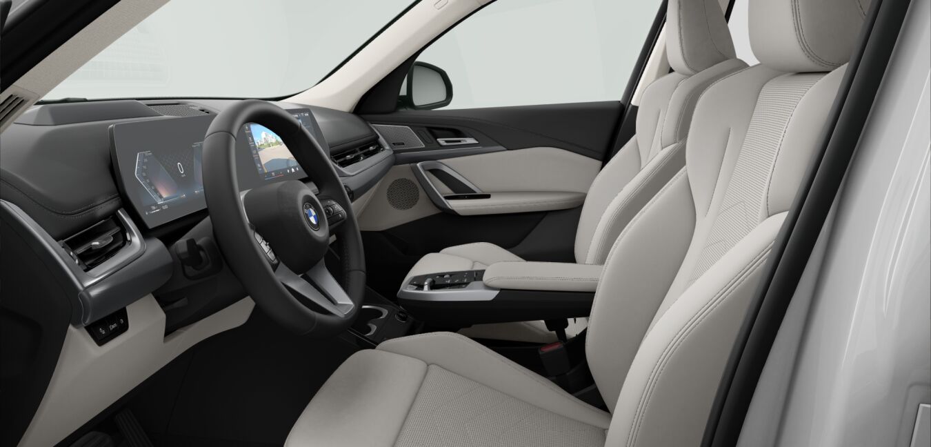 BMW BMW X im Innenraum seitlich