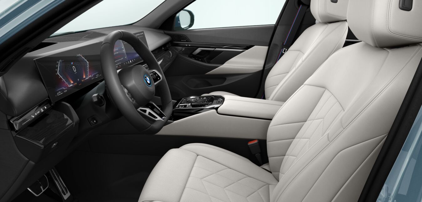 BMW BMW 5er im Innenraum seitlich BMW BMW 5er im Innenraum seitlich