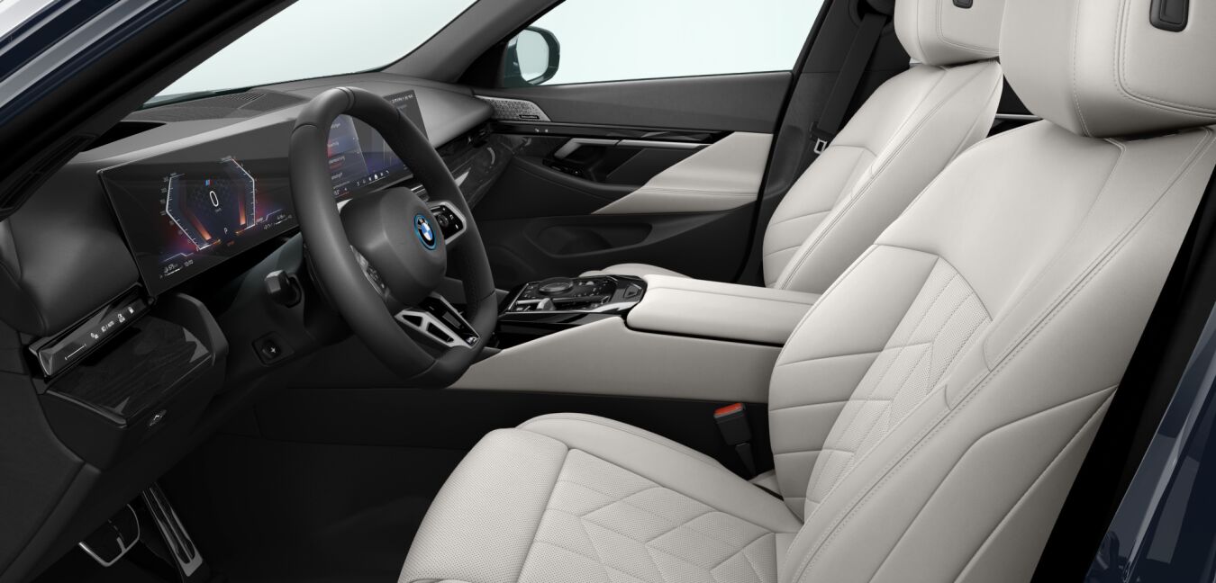 BMW BMW 5er im Innenraum seitlich BMW BMW 5er im Innenraum seitlich