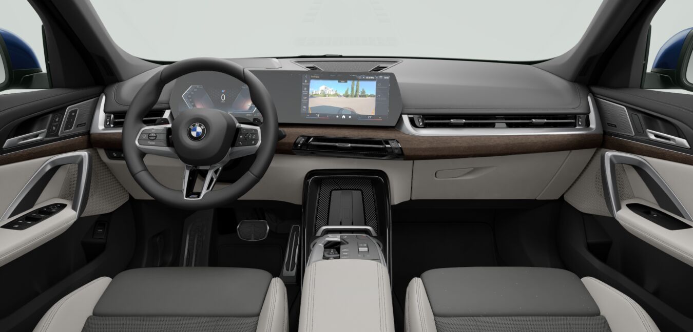 BMW BMW X im Innenraum von vorne