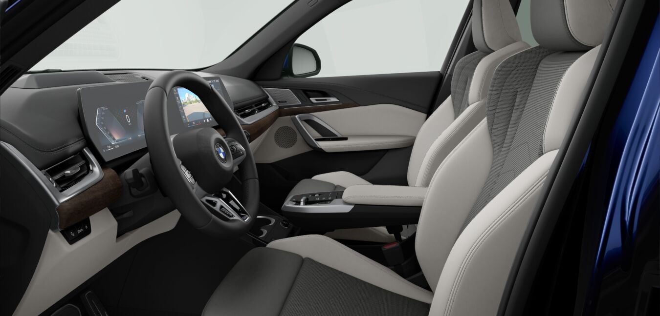 BMW BMW X im Innenraum seitlich