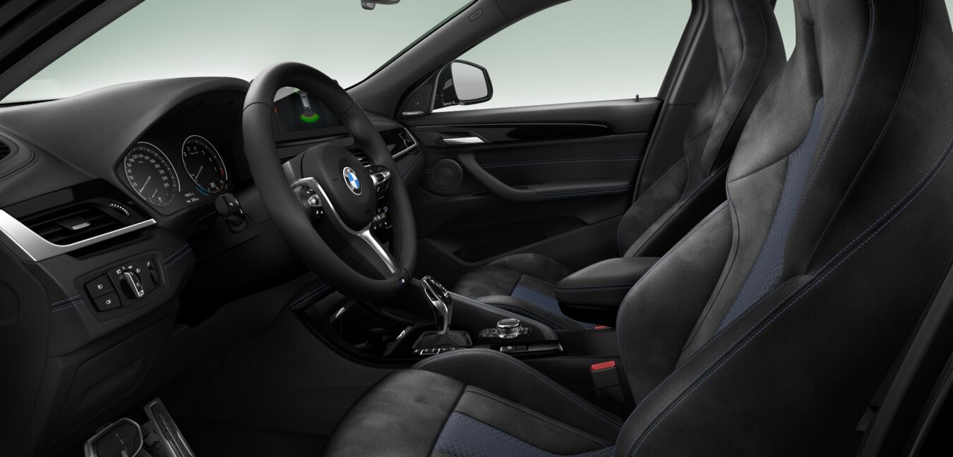 BMW BMW X im Innenraum seitlich BMW BMW X im Innenraum seitlich