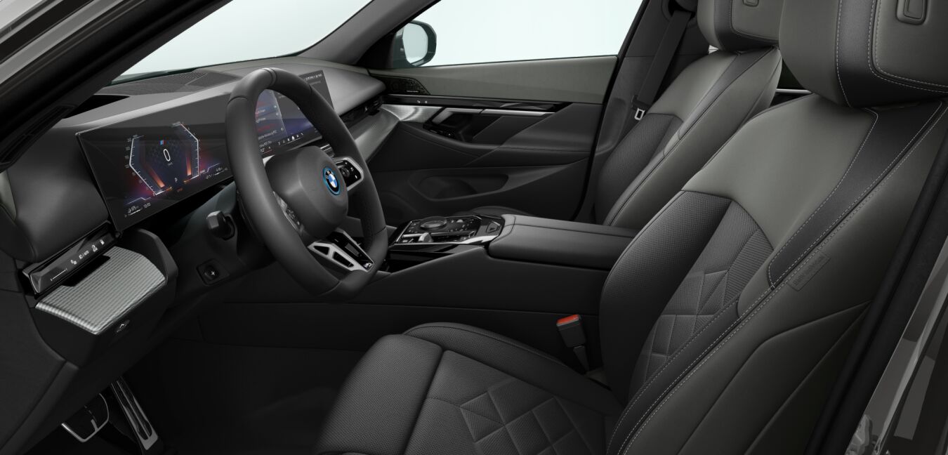 BMW BMW 5er im Innenraum seitlich BMW BMW 5er im Innenraum seitlich