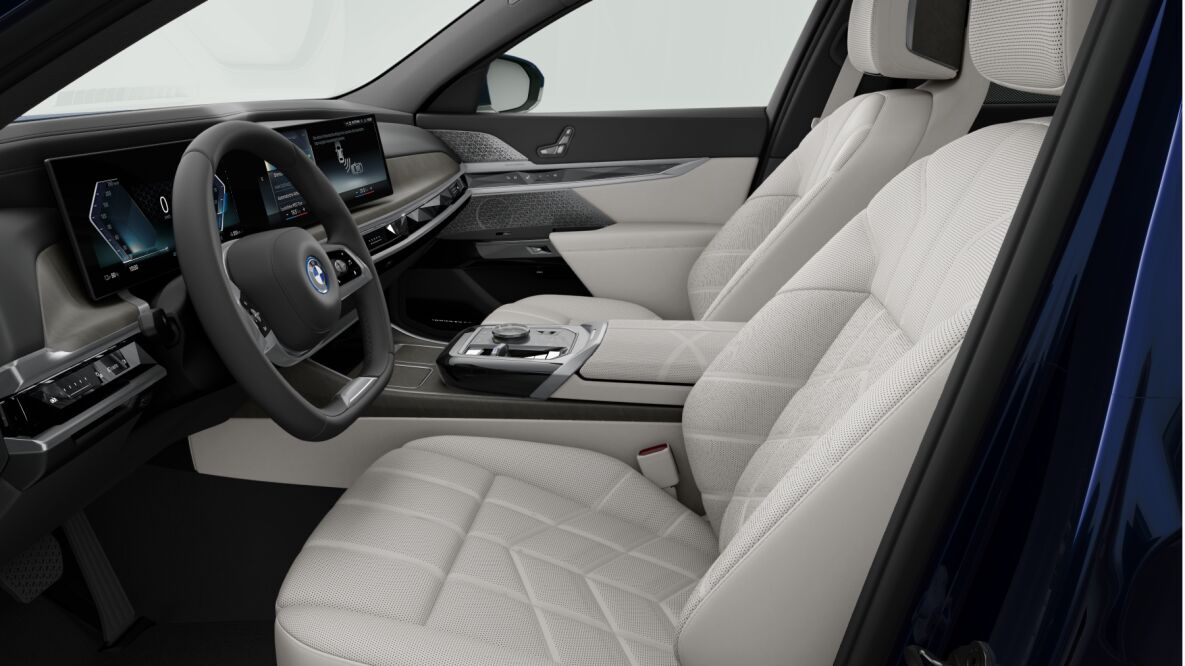 BMW BMW I im Innenraum seitlich