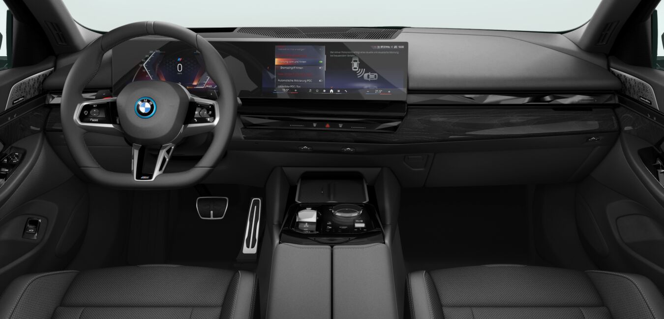 BMW BMW 5er im Innenraum von vorne