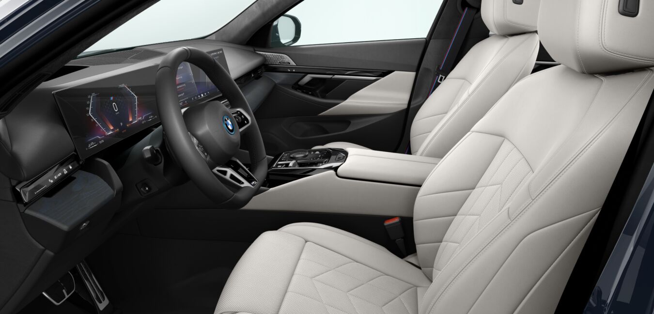 BMW BMW 5er im Innenraum seitlich BMW BMW 5er im Innenraum seitlich