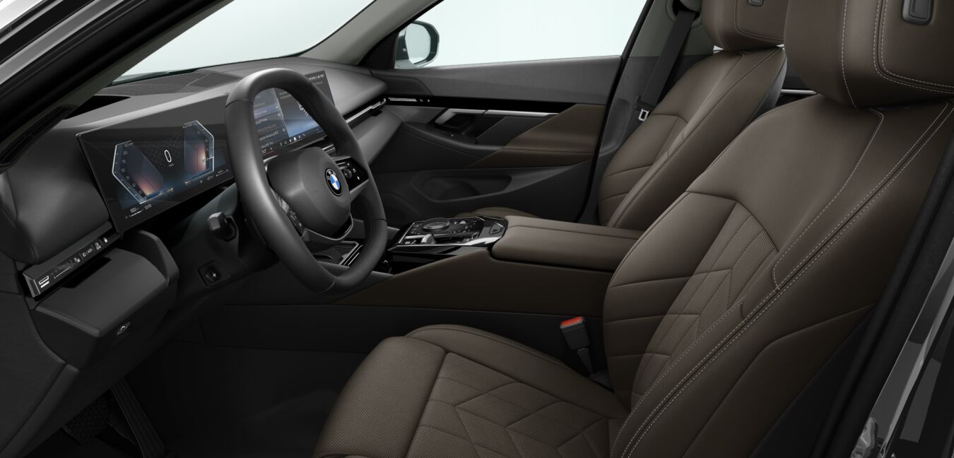 BMW BMW 5er im Innenraum seitlich BMW BMW 5er im Innenraum seitlich