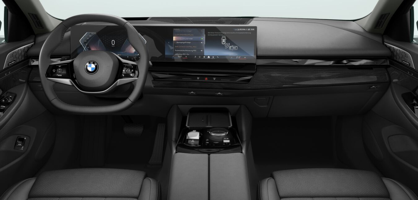 BMW BMW 5er im Innenraum von vorne BMW BMW 5er im Innenraum von vorne