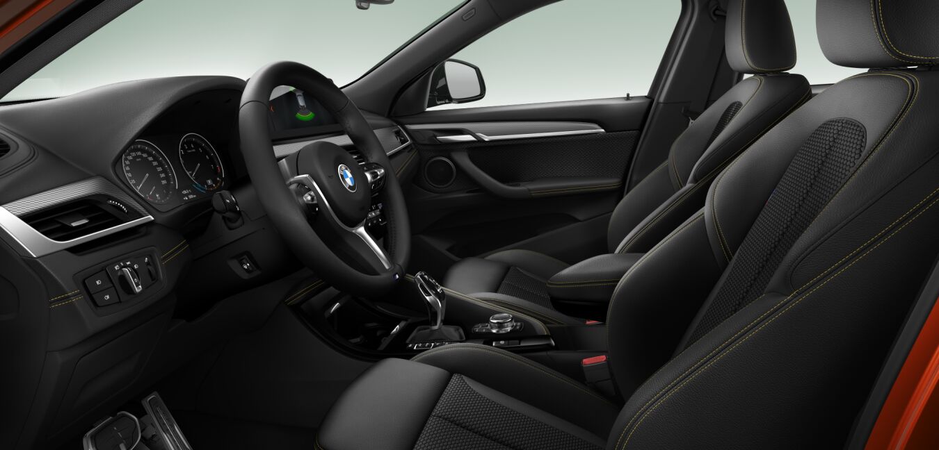 BMW BMW X im Innenraum seitlich BMW BMW X im Innenraum seitlich