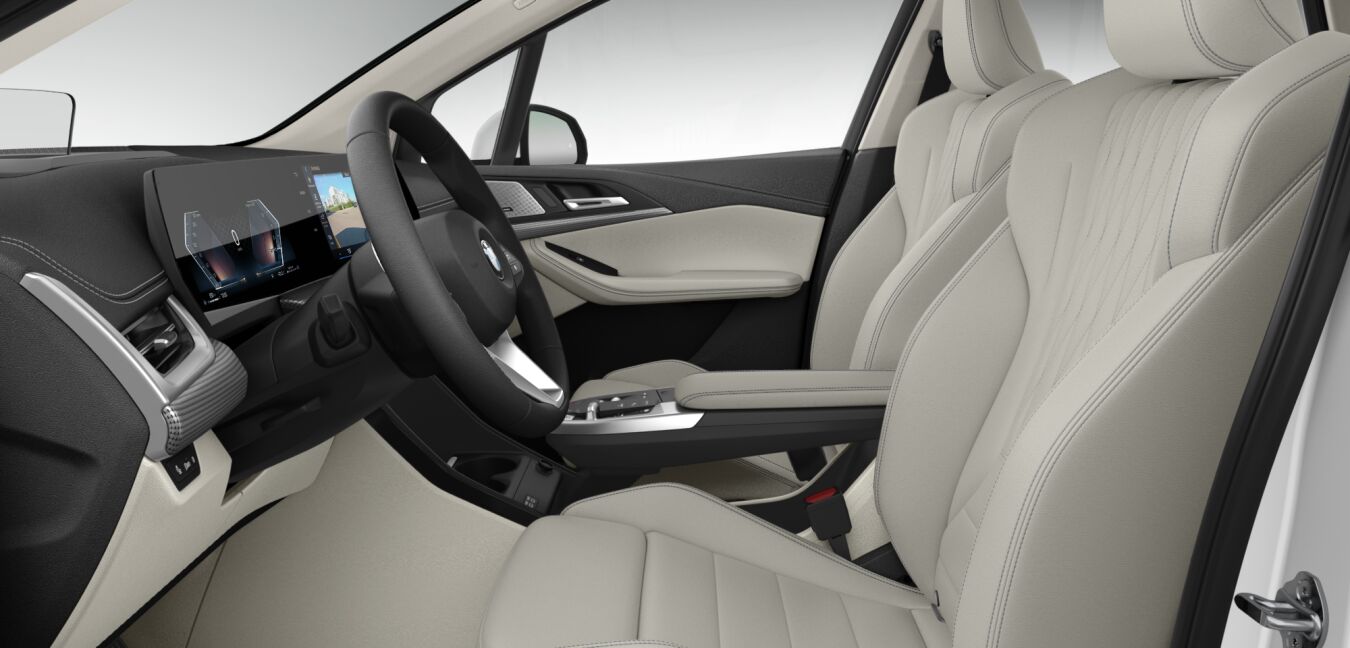 BMW BMW 2er im Innenraum seitlich BMW BMW 2er im Innenraum seitlich