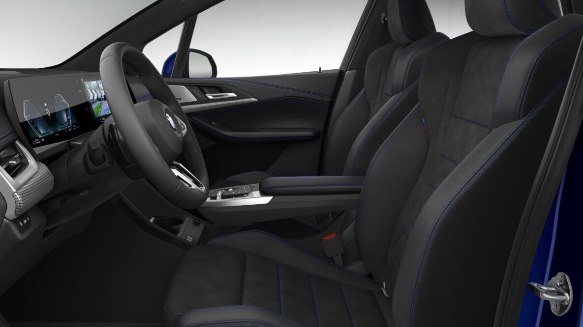 BMW BMW 2er im Innenraum seitlich BMW BMW 2er im Innenraum seitlich