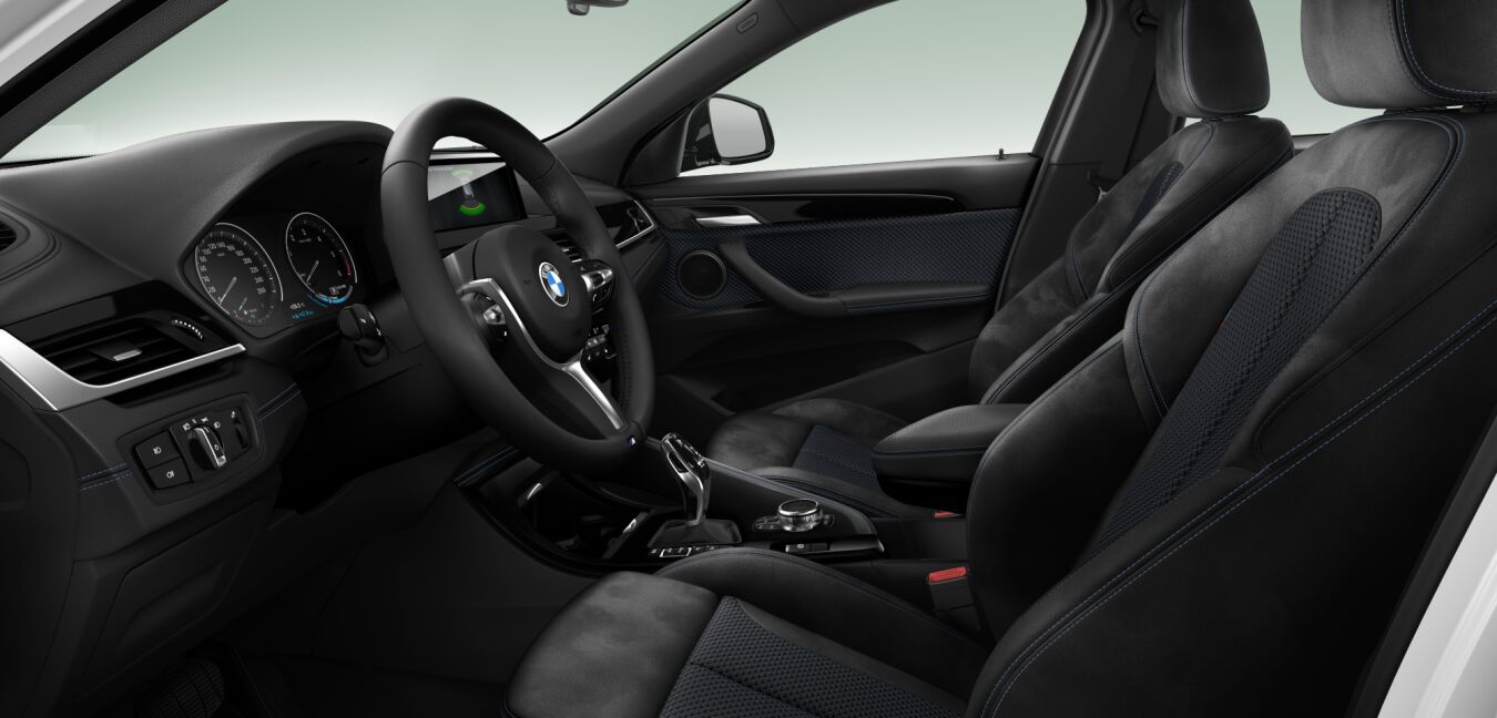 BMW BMW X im Innenraum seitlich BMW BMW X im Innenraum seitlich