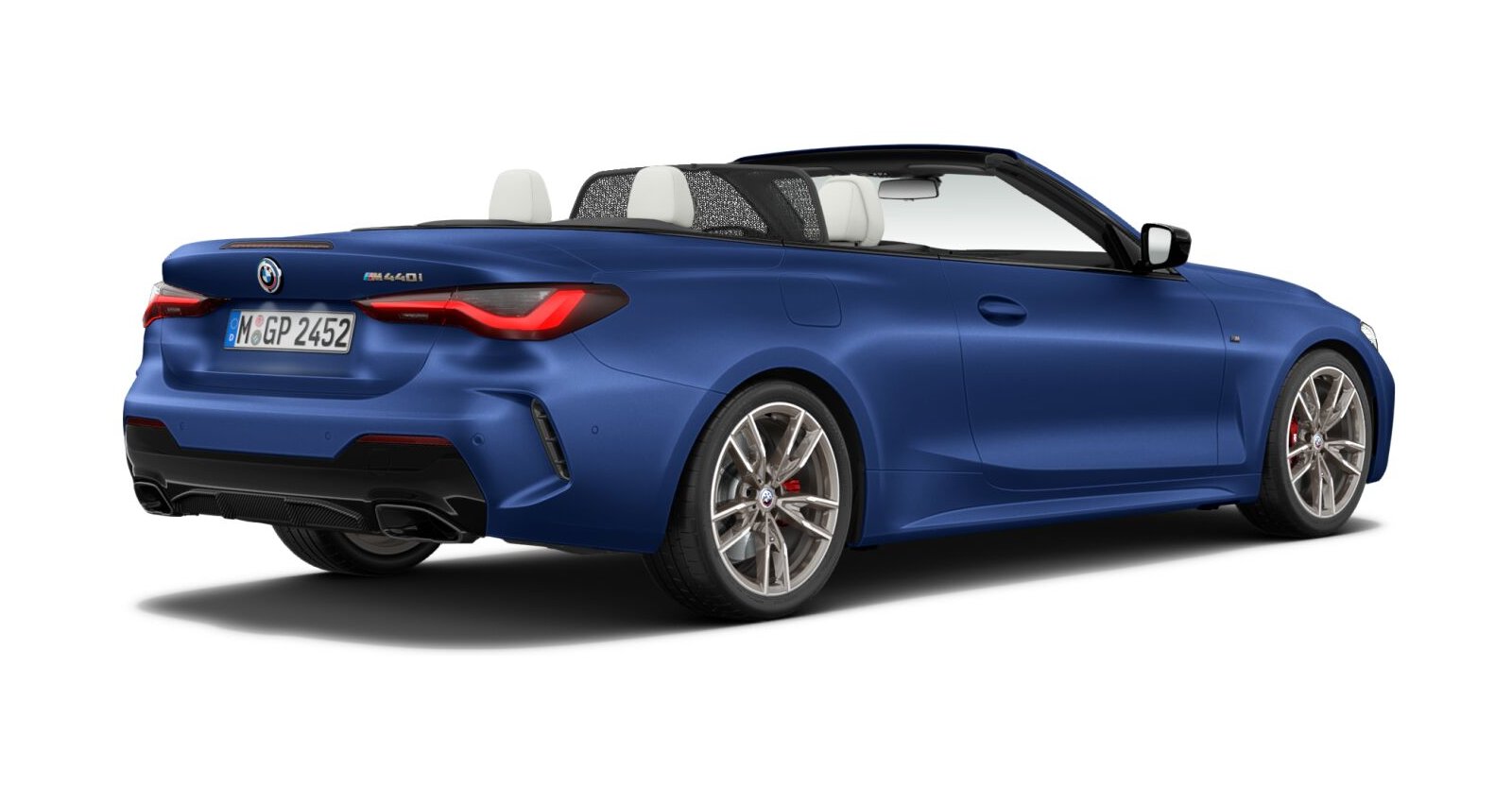BMW BMW 4er in Blau von hinten BMW BMW 4er in Blau von hinten