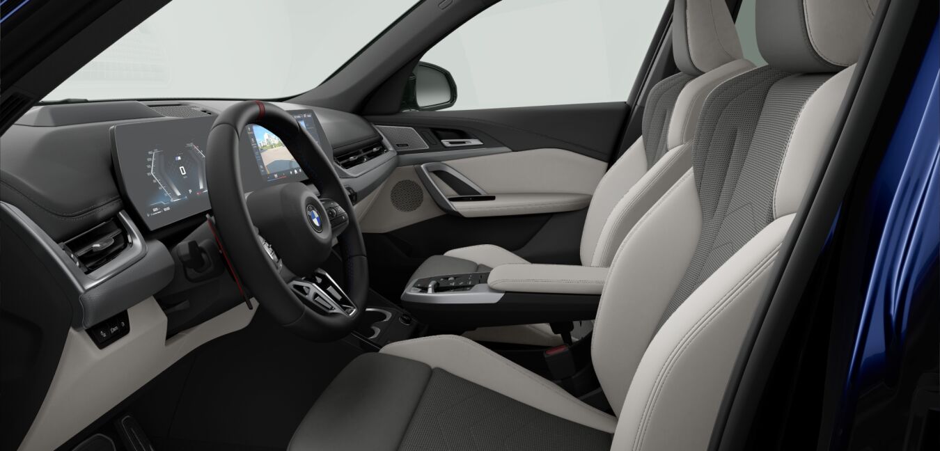 BMW BMW X im Innenraum seitlich