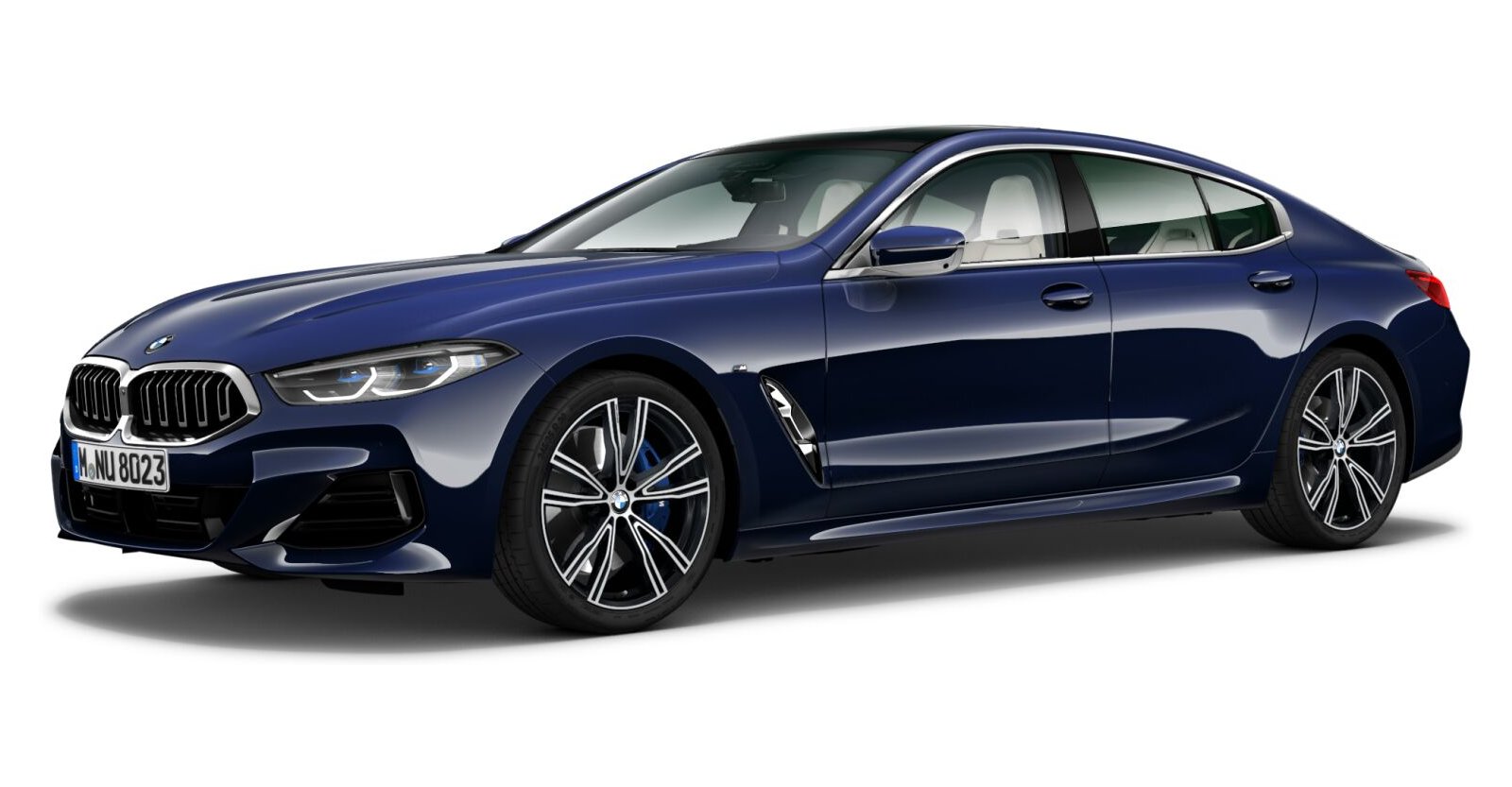 BMW 840d xDrive Gran Coupe in Blau von vorne