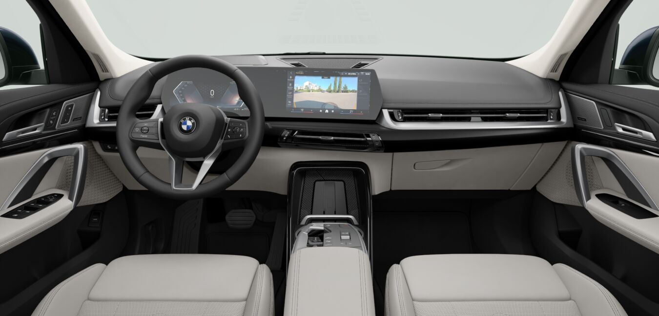 BMW BMW X im Innenraum von vorne
