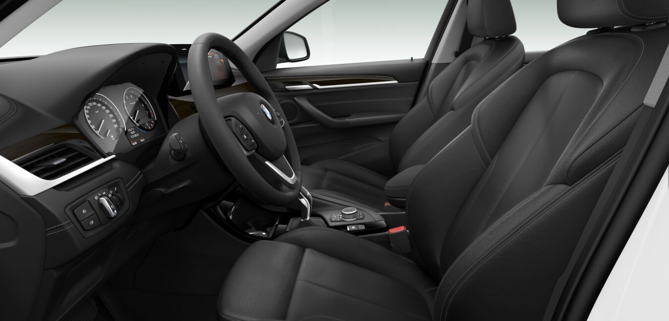 BMW BMW X im Innenraum seitlich BMW BMW X im Innenraum seitlich