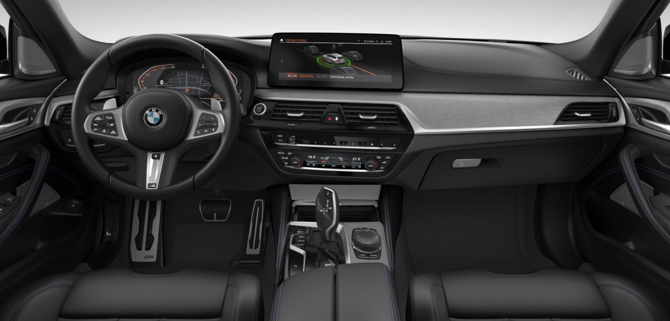 BMW BMW 5er im Innenraum von vorne BMW BMW 5er im Innenraum von vorne