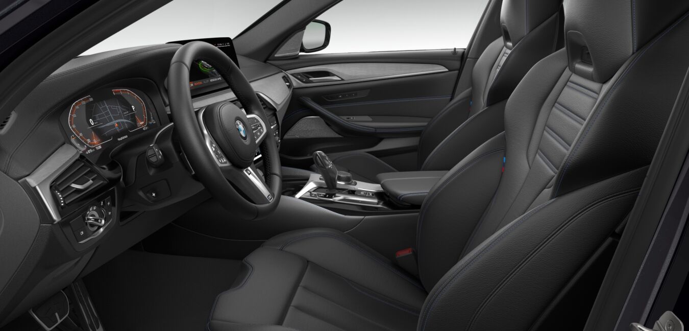 BMW BMW 5er im Innenraum seitlich BMW BMW 5er im Innenraum seitlich