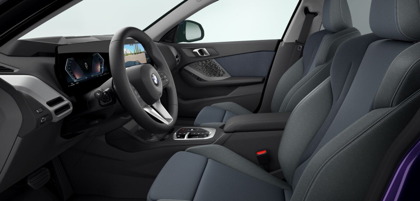 BMW BMW 2er im Innenraum seitlich BMW BMW 2er im Innenraum seitlich