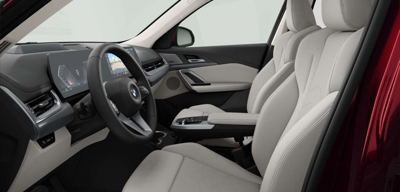 BMW BMW X im Innenraum seitlich