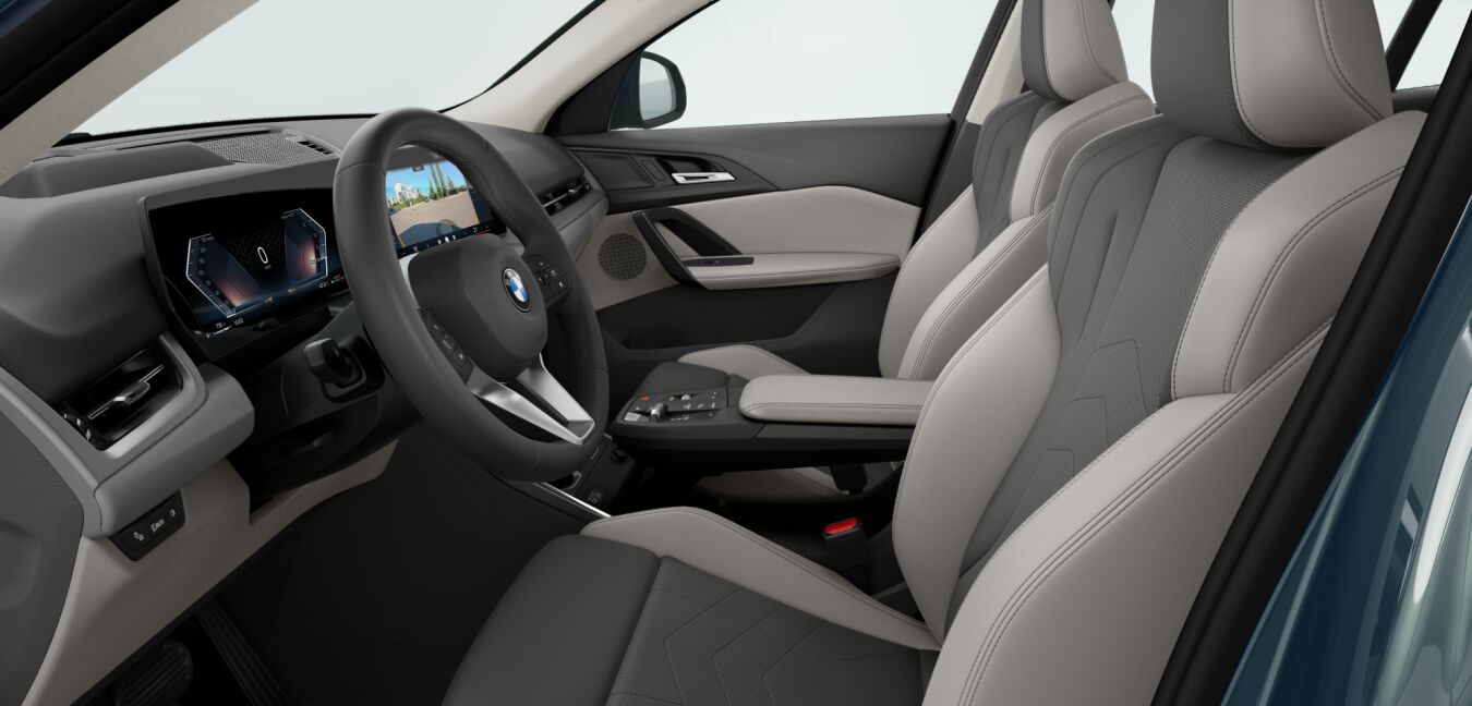BMW BMW X im Innenraum seitlich