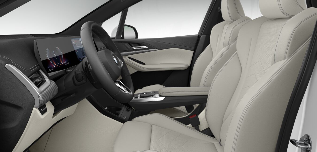 BMW BMW 2er im Innenraum seitlich BMW BMW 2er im Innenraum seitlich