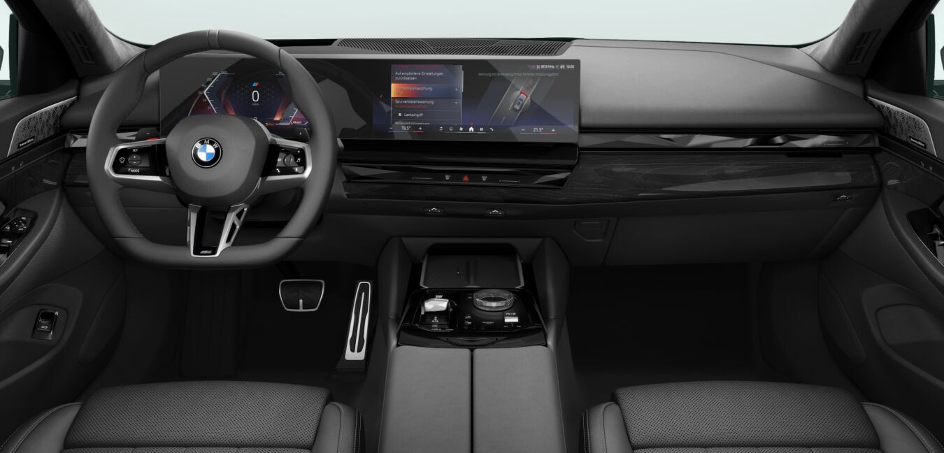 BMW BMW 5er im Innenraum von vorne