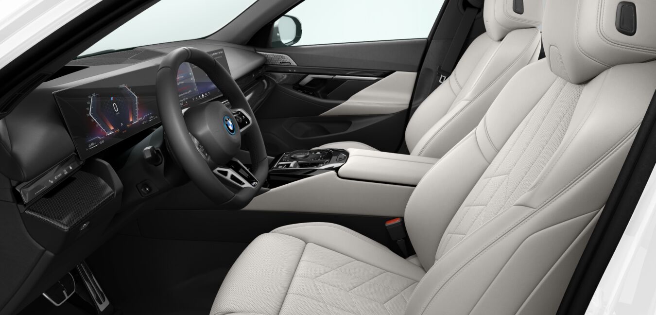 BMW BMW 5er im Innenraum seitlich BMW BMW 5er im Innenraum seitlich