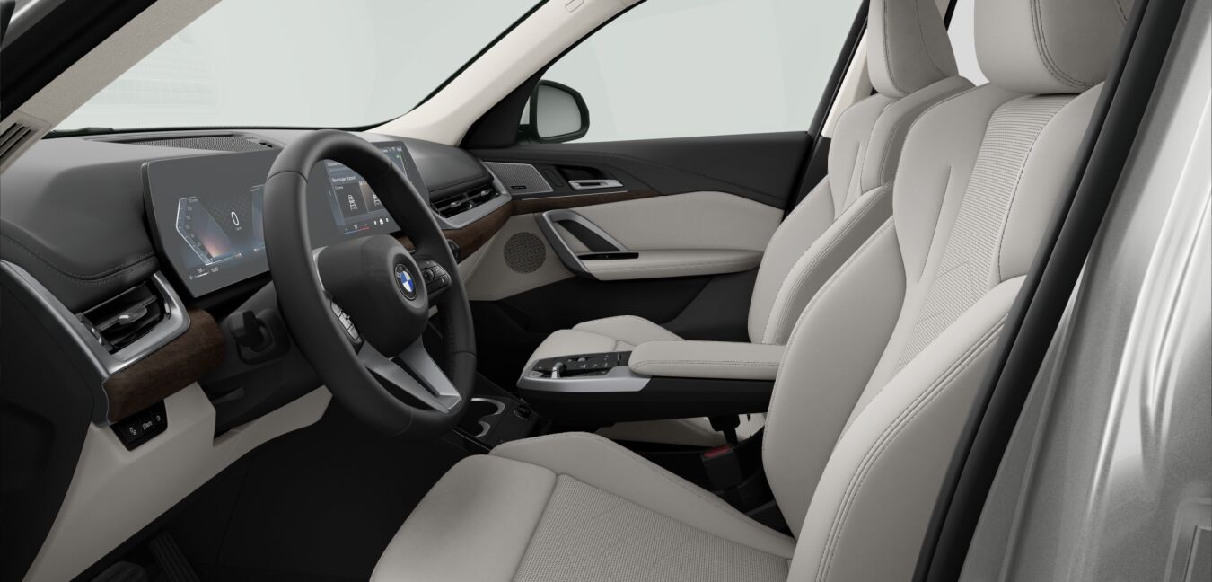 BMW BMW X im Innenraum seitlich