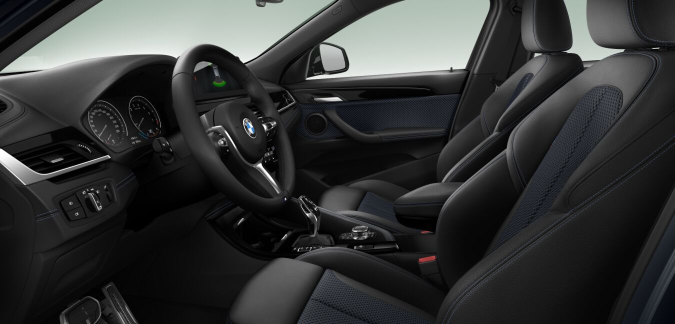 BMW BMW X im Innenraum seitlich BMW BMW X im Innenraum seitlich
