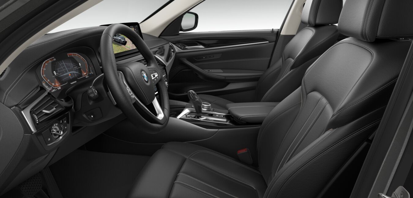 BMW BMW 5er im Innenraum seitlich BMW BMW 5er im Innenraum seitlich