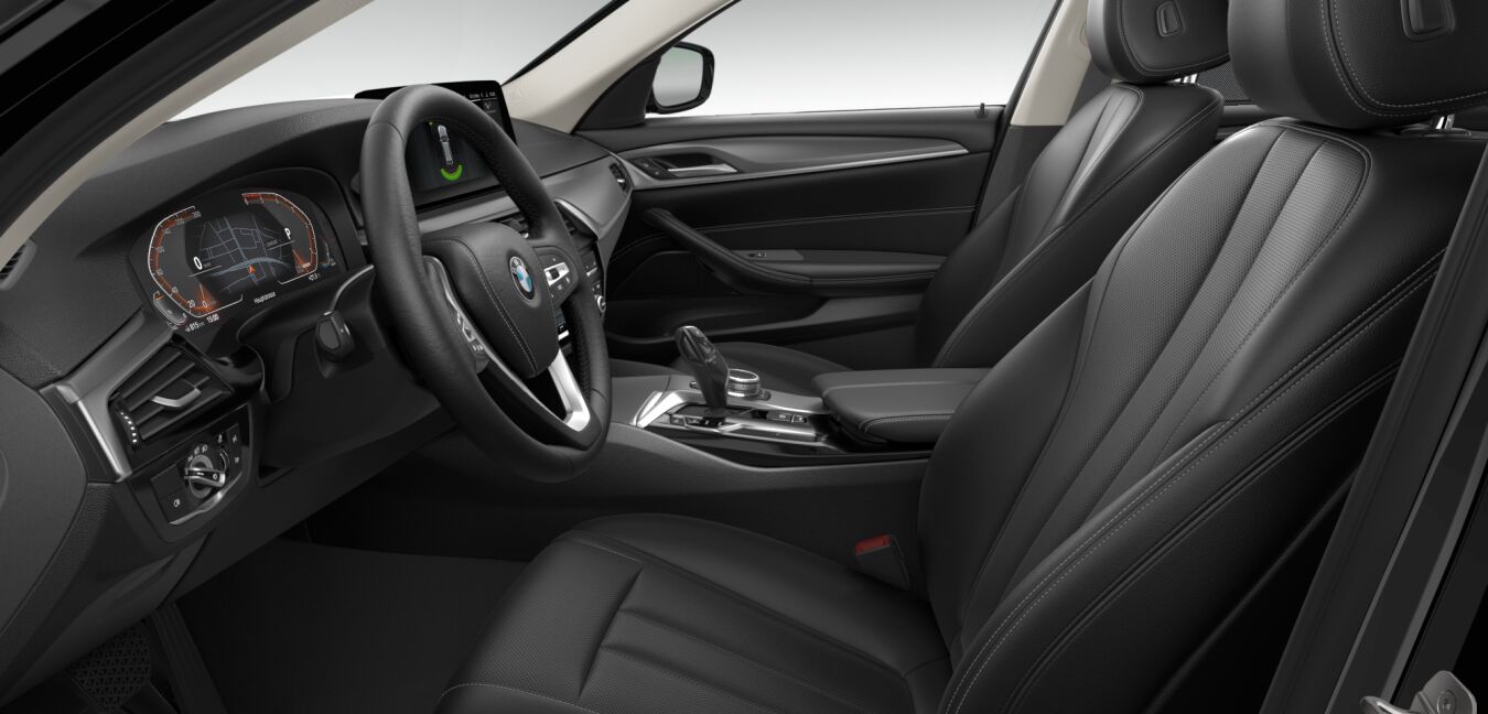 BMW BMW 5er im Innenraum seitlich BMW BMW 5er im Innenraum seitlich
