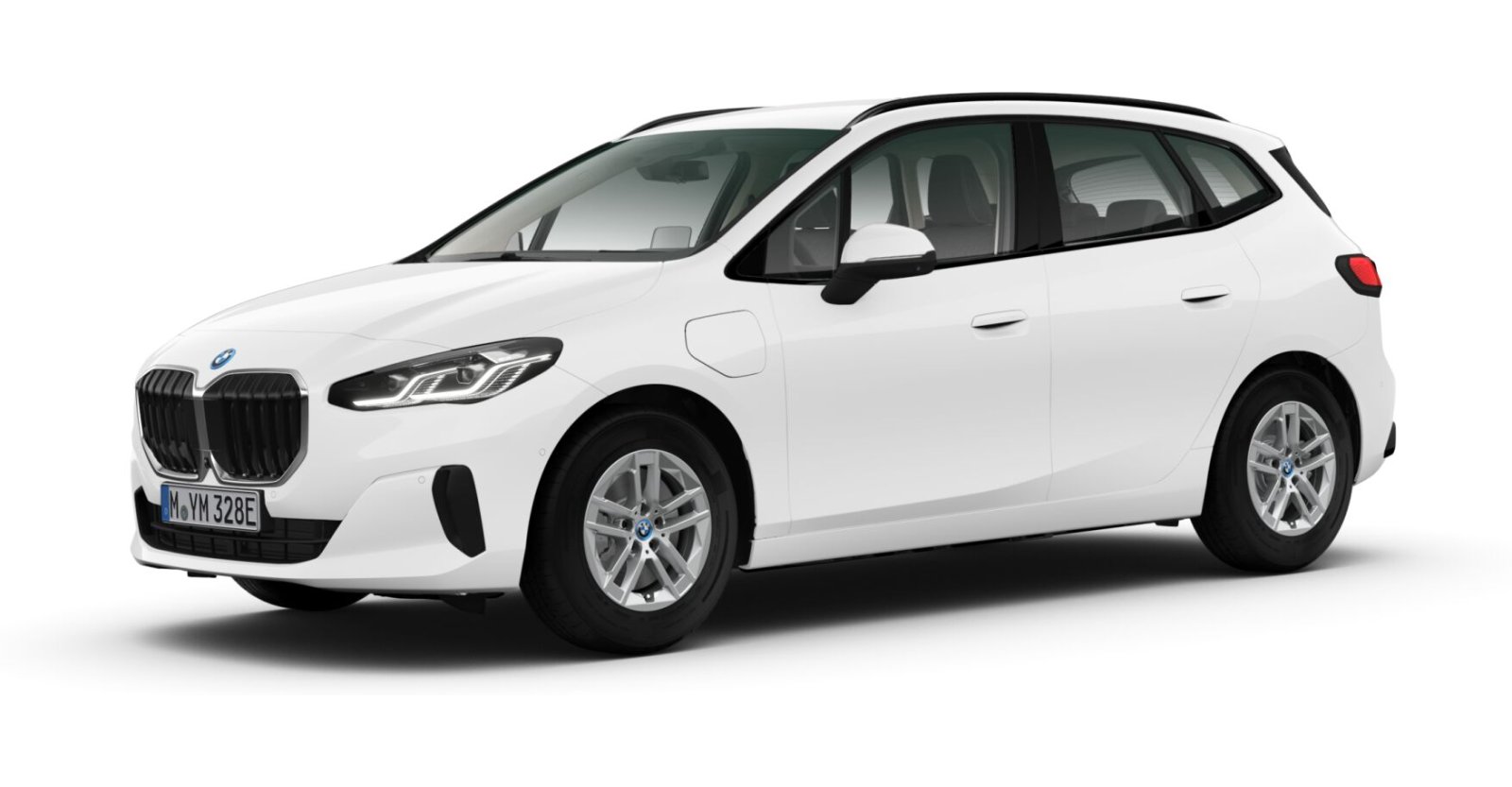 BMW 225e xDrive Active Tourer in Weiß von vorne BMW 225e xDrive Active Tourer in Weiß von vorne