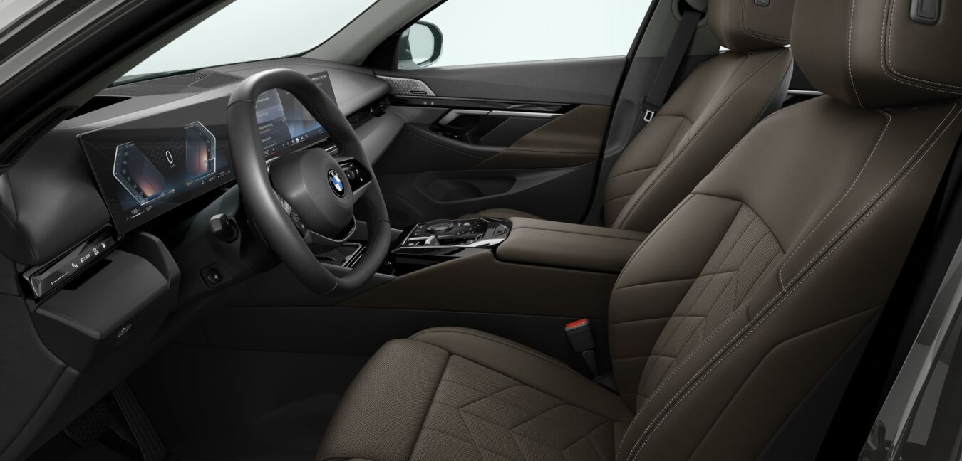 BMW BMW 5er im Innenraum seitlich