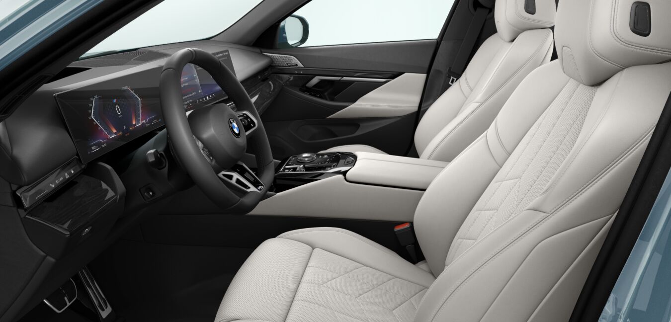 BMW BMW 5er im Innenraum seitlich BMW BMW 5er im Innenraum seitlich