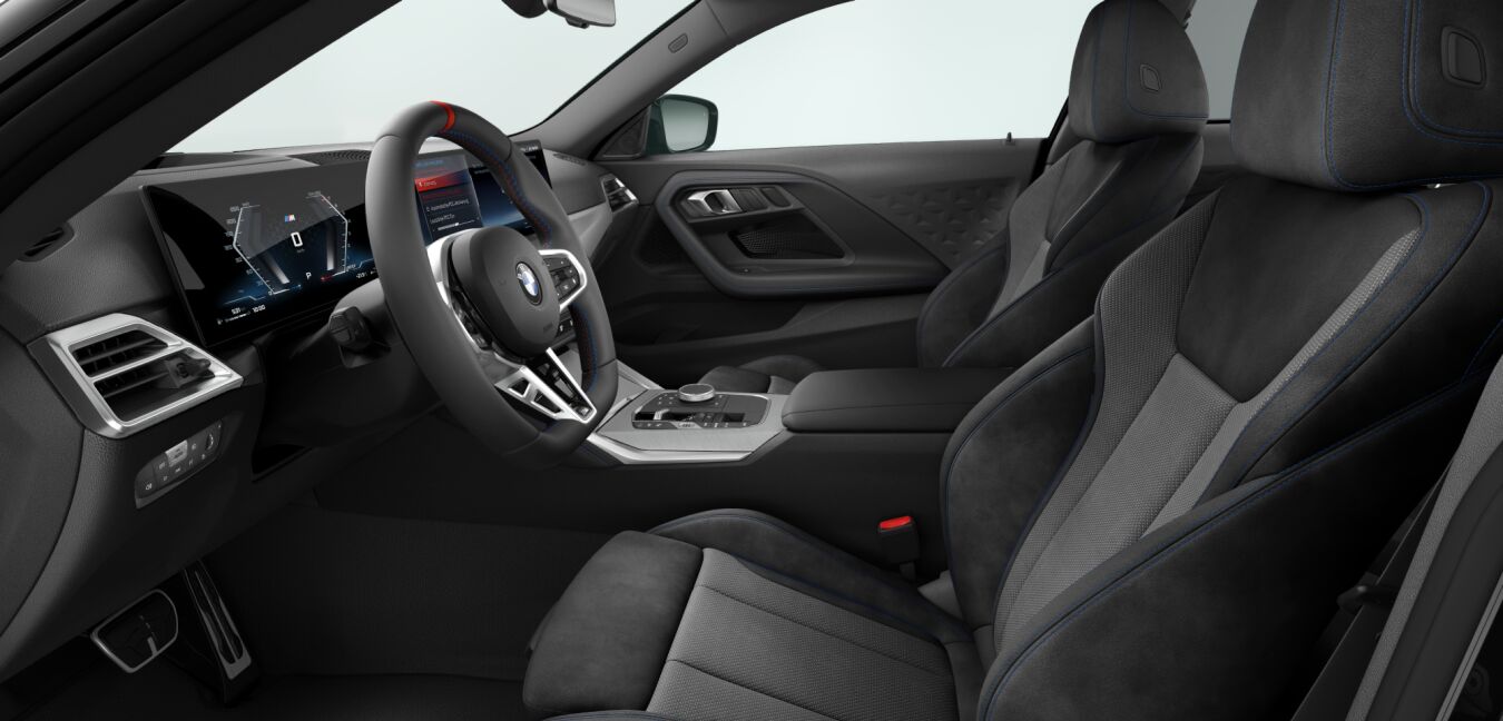 BMW BMW 2er im Innenraum seitlich BMW BMW 2er im Innenraum seitlich