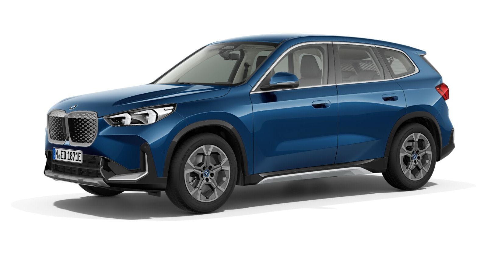 BMW iX1 xDrive30 in Blau von vorne