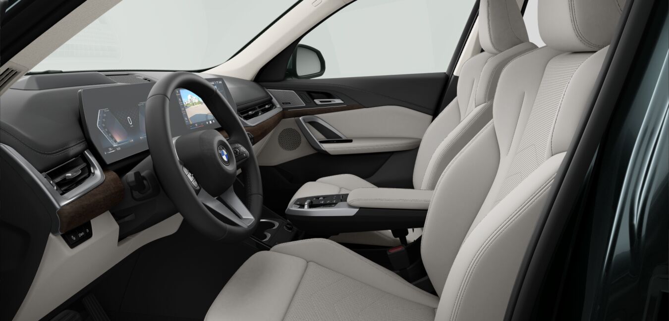 BMW BMW X im Innenraum seitlich