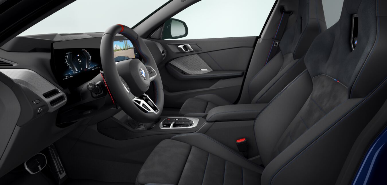 BMW BMW 2er im Innenraum seitlich BMW BMW 2er im Innenraum seitlich